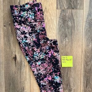 Lululemon Size 12 Base Pace Stencil Blossom Red Multi Leggings